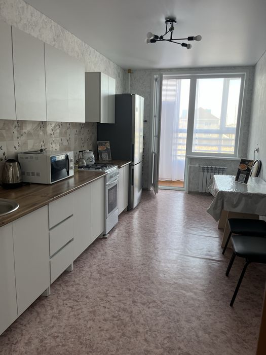 Зх комнатная квартира посуточно.