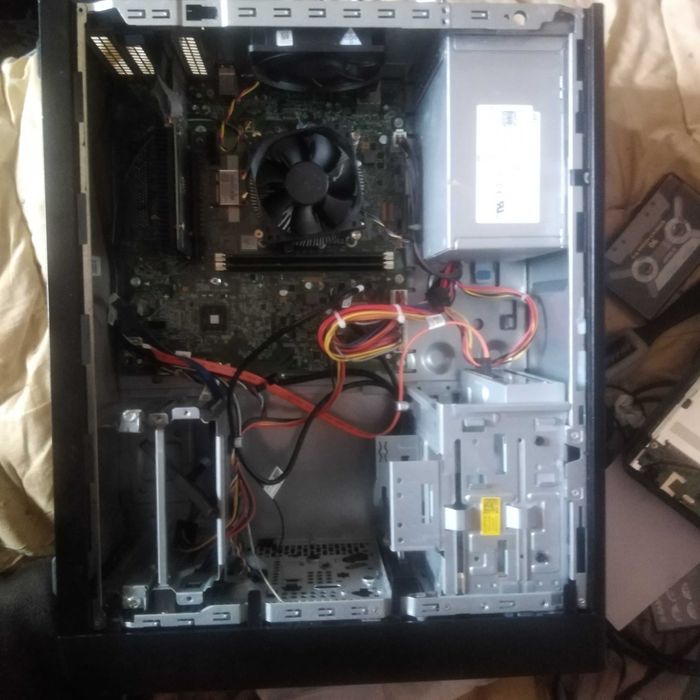 PC-uri Desktop HP  si DELL , cu SSD, i5, USB 3.0, DDR3