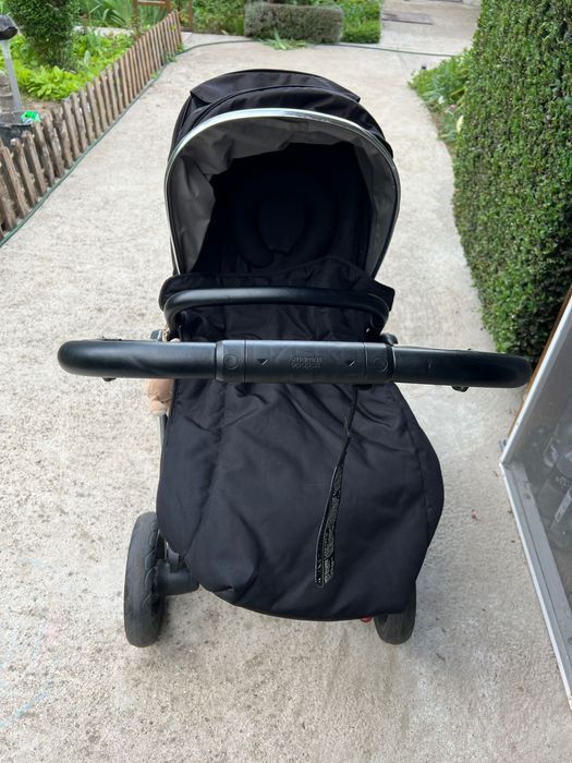 Детска количка Mamas & Papas Ocarro + пълен комплект аксесоари