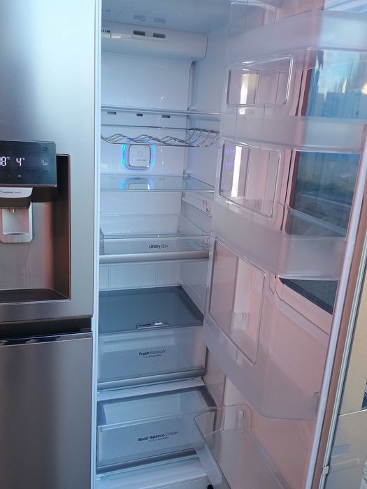 Frigider LG Side by Syde