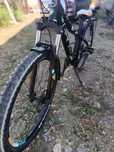 Vînd Biciclete din imagini plus un motobike