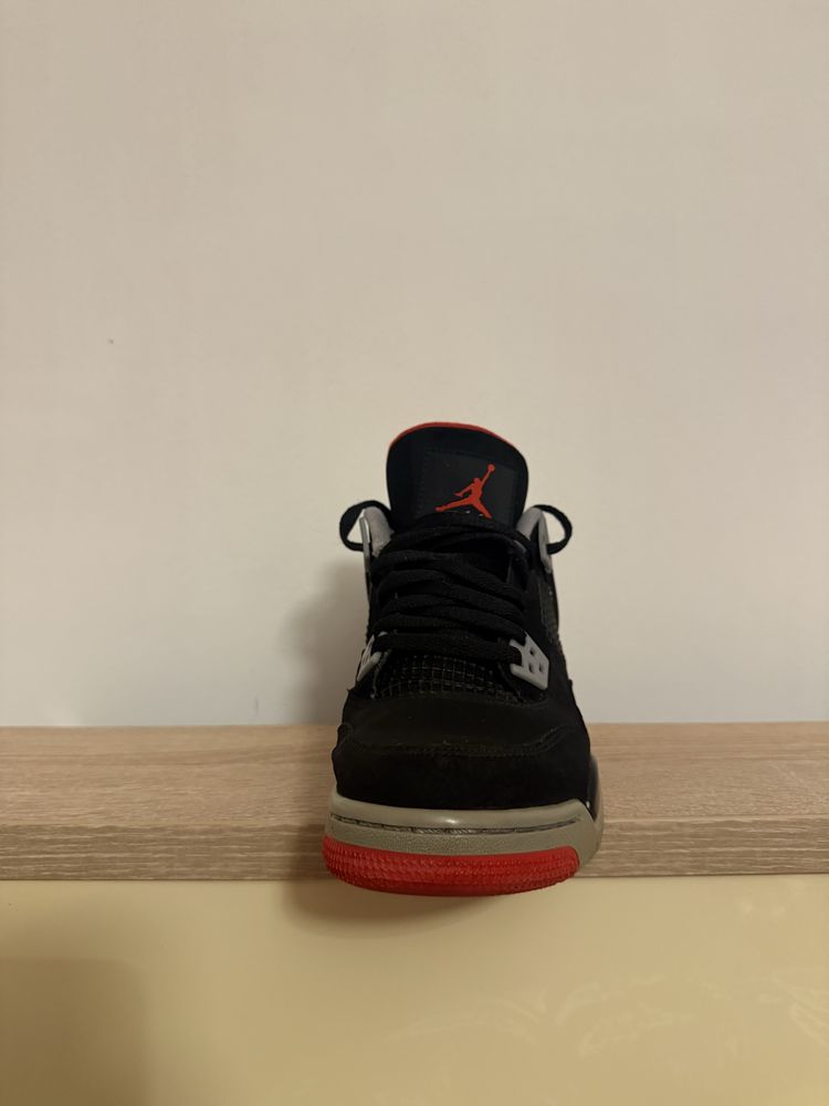 Jordan 4 Bred (2019)