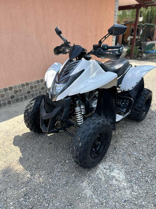 Atv Dinli 300cc.