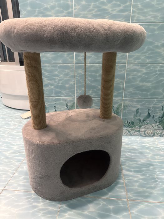 Игровая-дом с когтеточкой для кошек