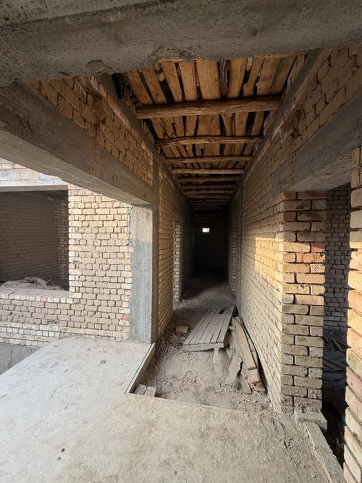 2- sotixga 6 xona+ padval