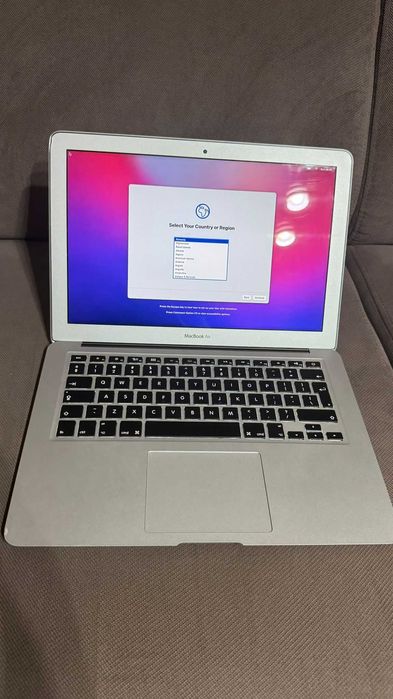 Laptop Apple 13.3" MacBook Air 13 2017 stare perfecta