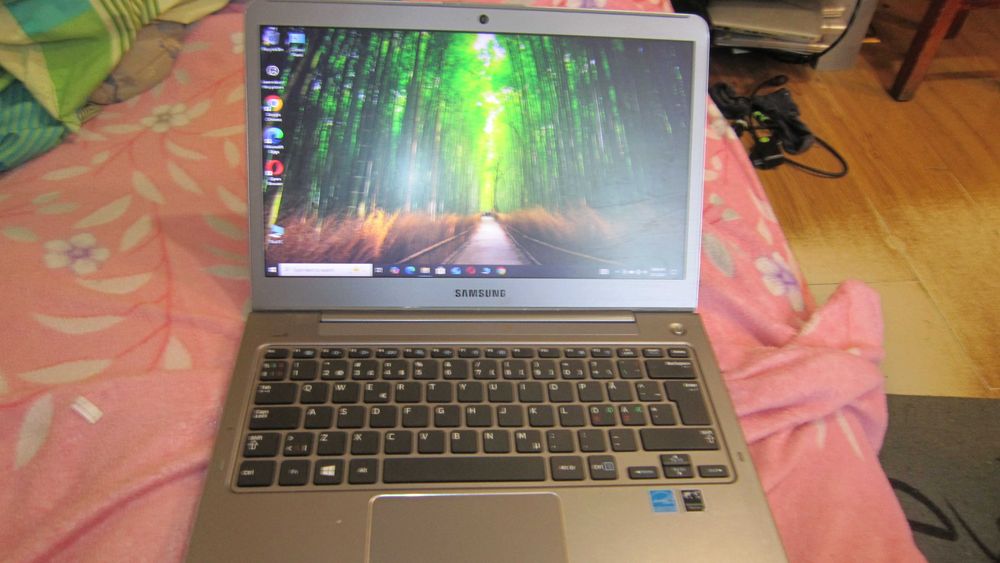 Laptop UltraSlim Samsung