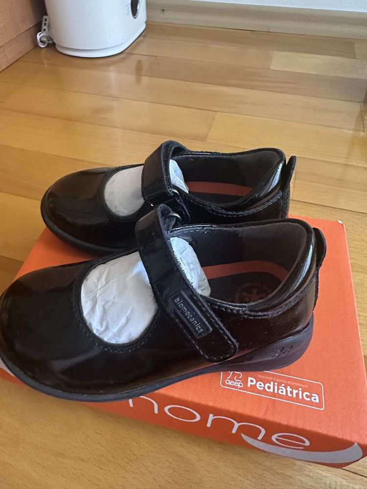 Vand pantofi Biomecanics Charol, marimea 23
