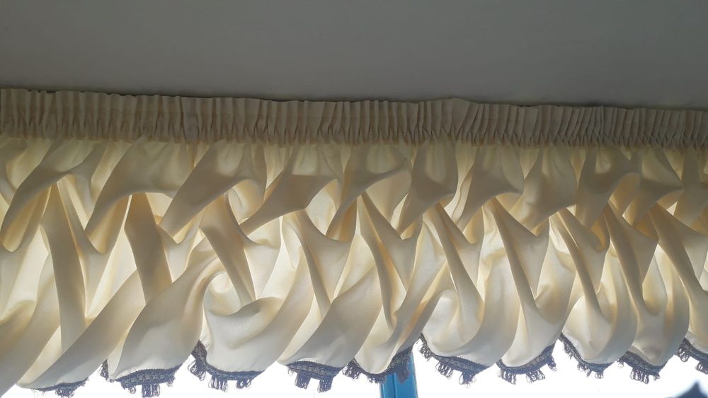 Продам ламбрикены за 1000 тенге