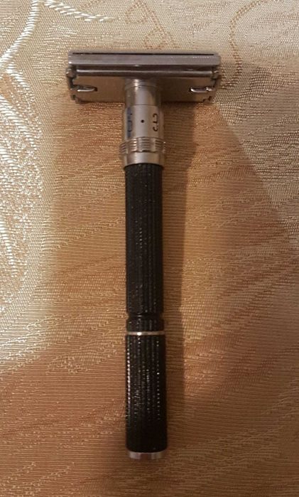 Продавам самобръсначка Gillette Super Adjustable 109