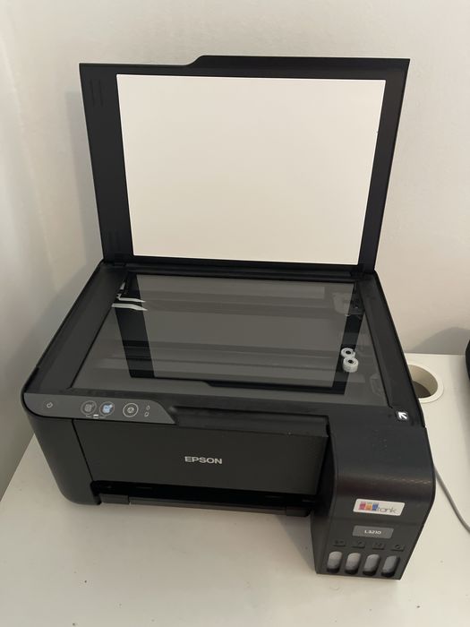 Imprimanta Epson L3210, foarte putin folosita