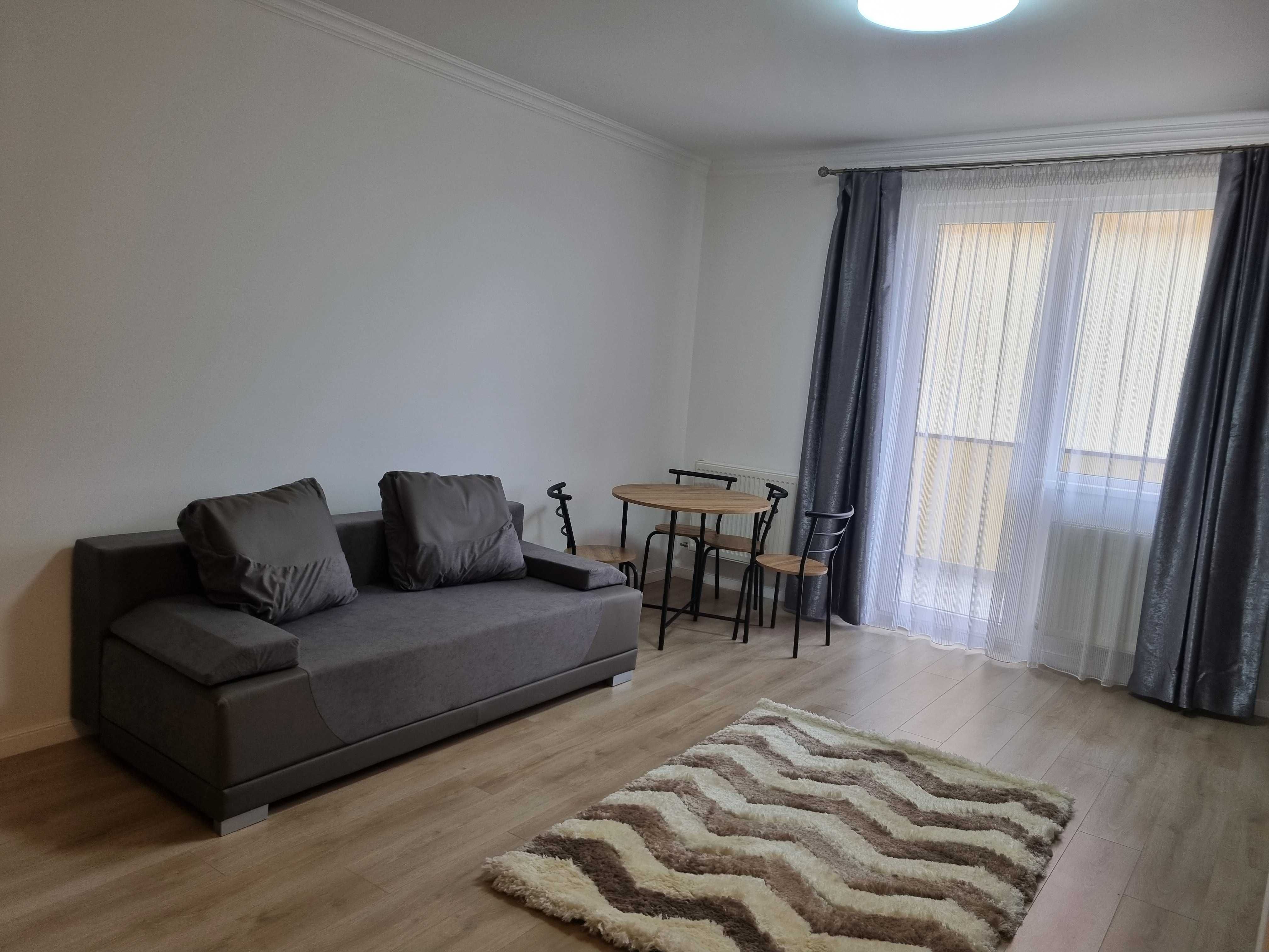 Apartament de închiriat