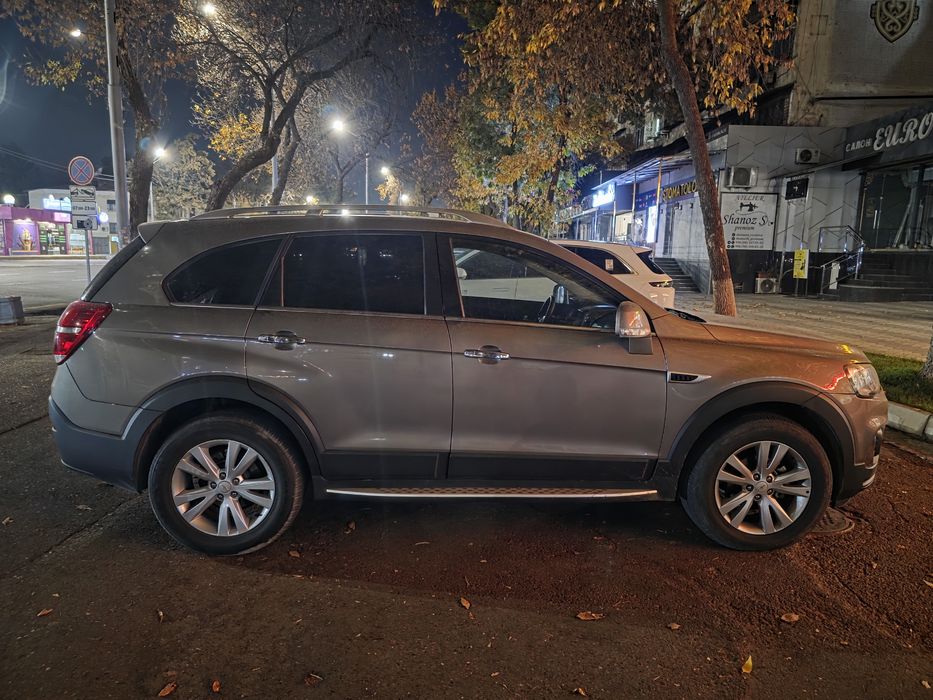 Продаю срочно свою машину каптива 2015 год 100 тысяч Пробег