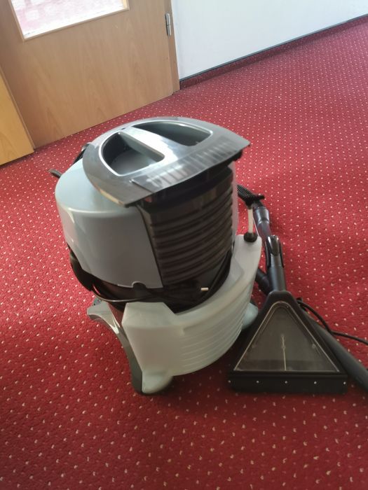 Aspirator cu spălare cu jet