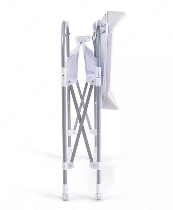 Пеленальный столик плюс ванночка 2 в 1 в идеальном состоянии