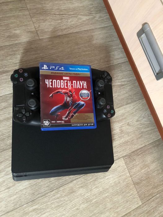 Плэйстэйшон 4 Слим Бокс