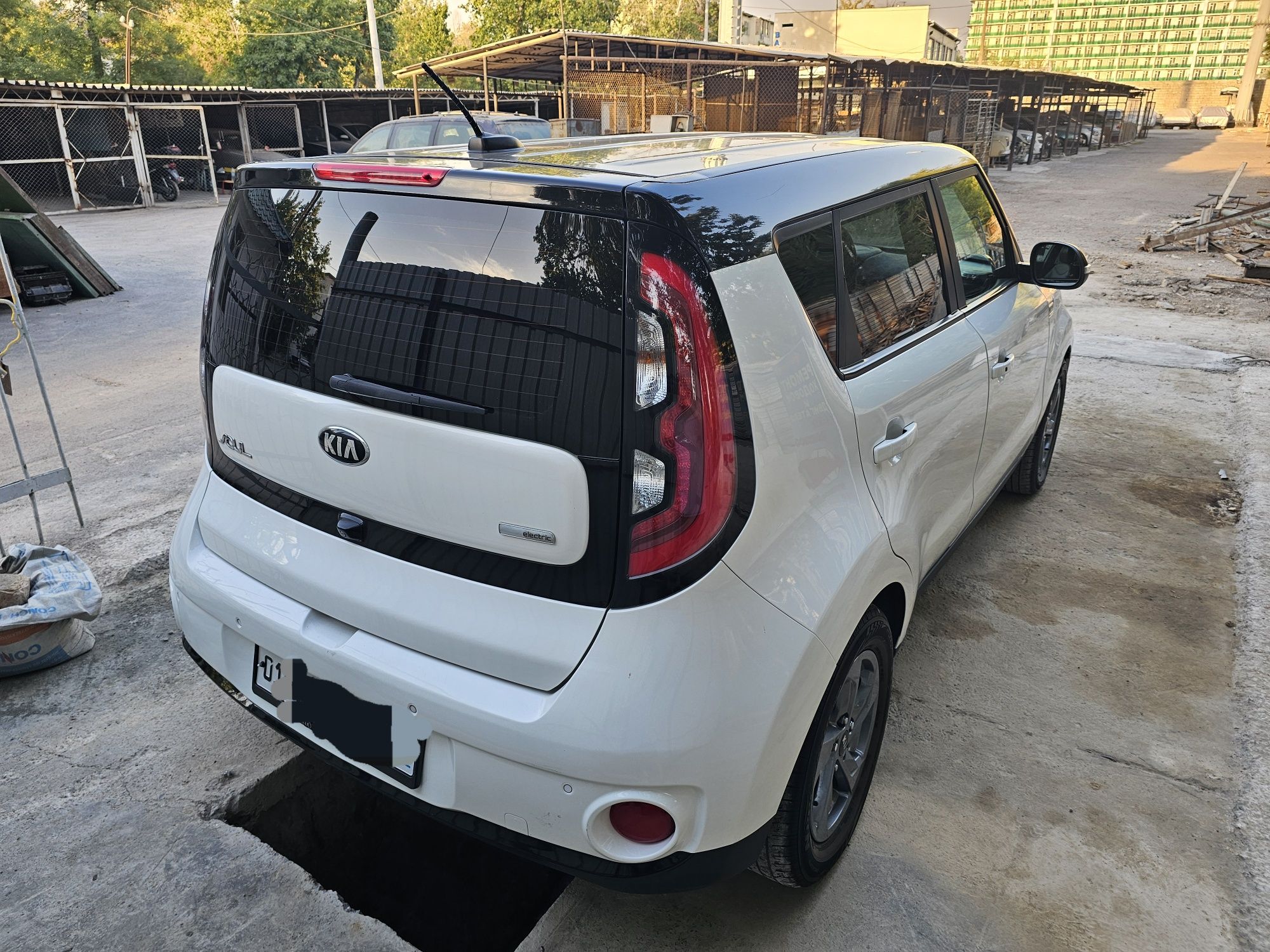 Продаётся Kia Soul EV 2017 электромобиль срочно!