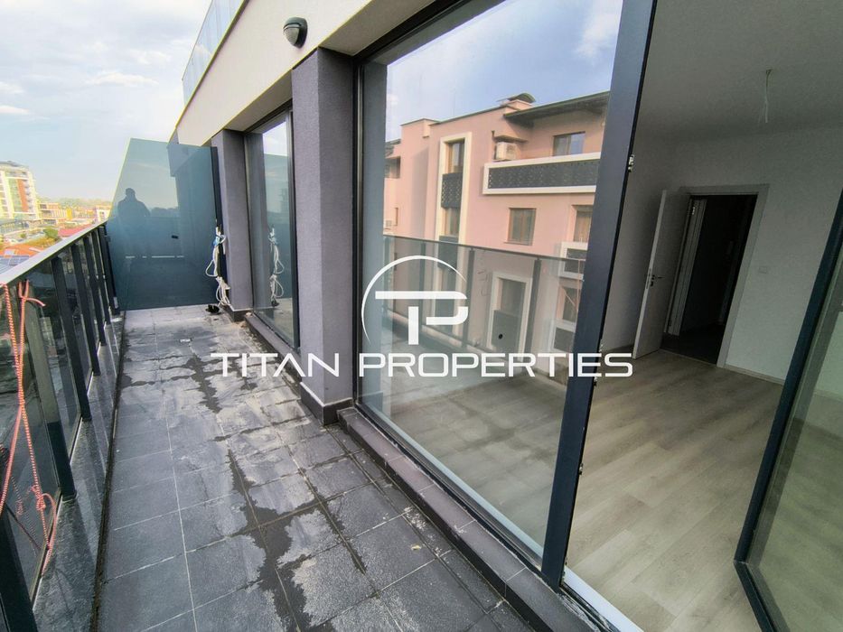 Двустаен апартамент в жк. Христо Смирненски