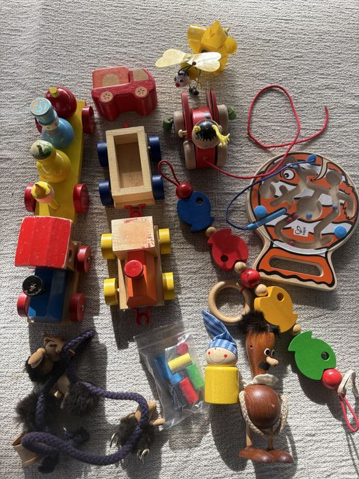 Lot jucarii din lemn