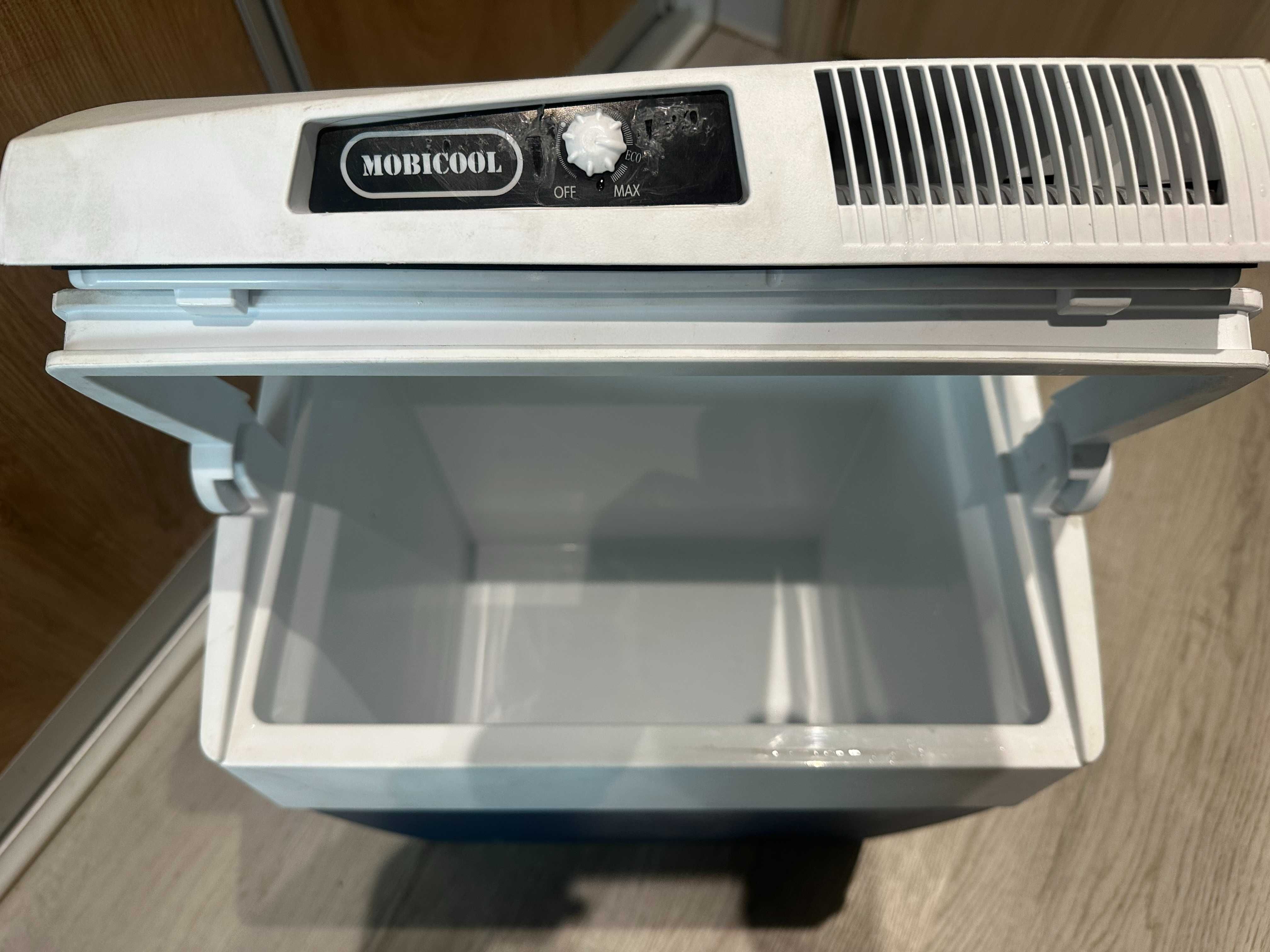 Хладилнa чанта Mobicool - , 26л, 12V-220V студено