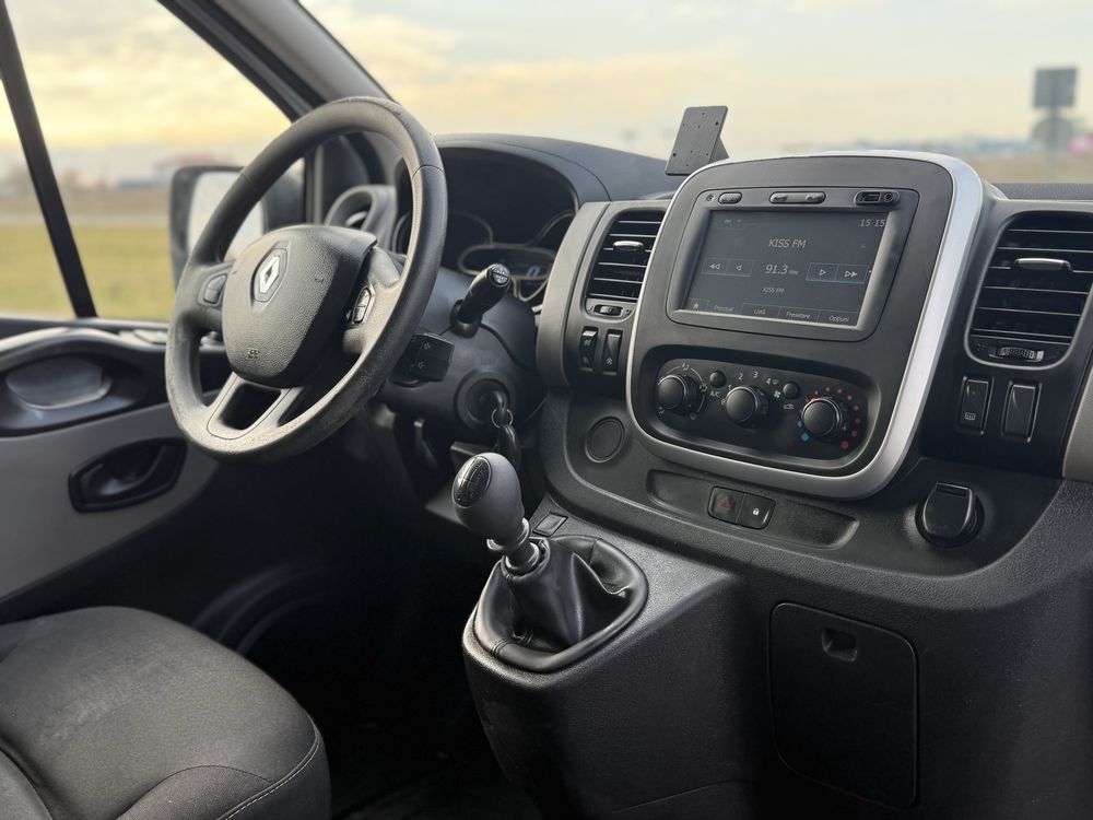 Renault Trafic L1H1 2016 / 1.6 120CP / NAVI / Senzori - Rate