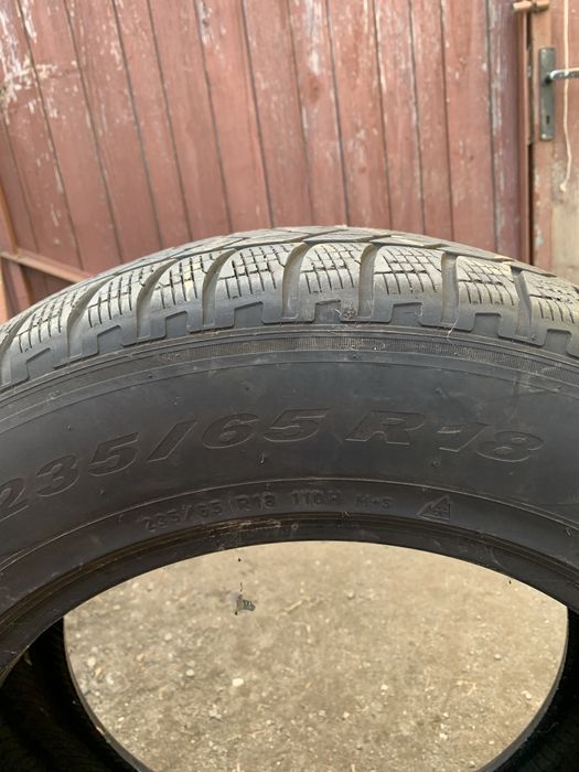 Vand cauciuc pirelli scorpion 235/65/r18