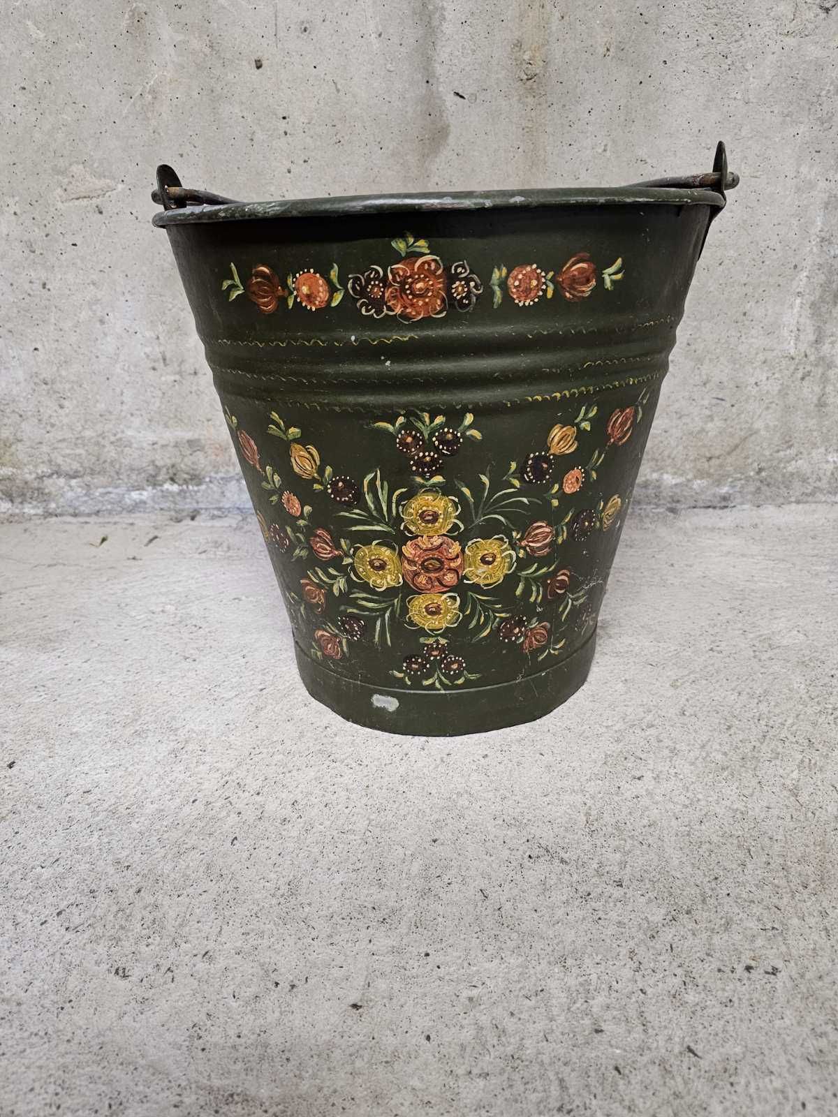 Ръчно рисувана ретро кофа