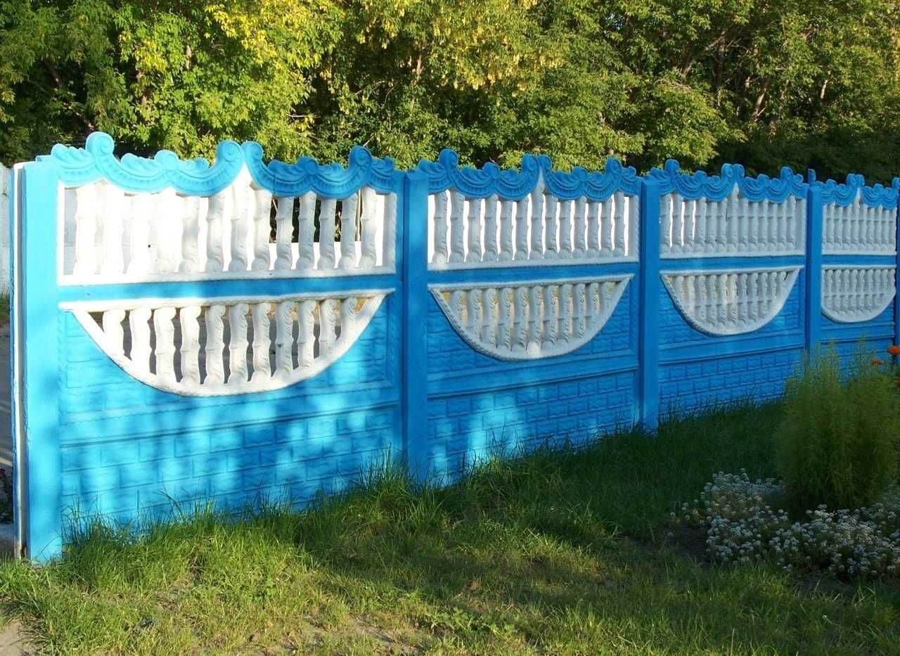 Garduri si stalpi din beton armat pentru imprejmuiri