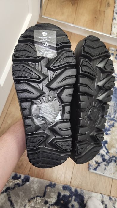 Ugg Tasman Hybrid Weather