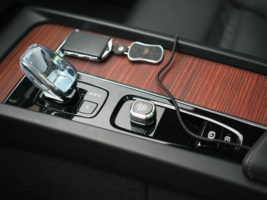 Vand Volvo XC60 2024 ULTIMATE