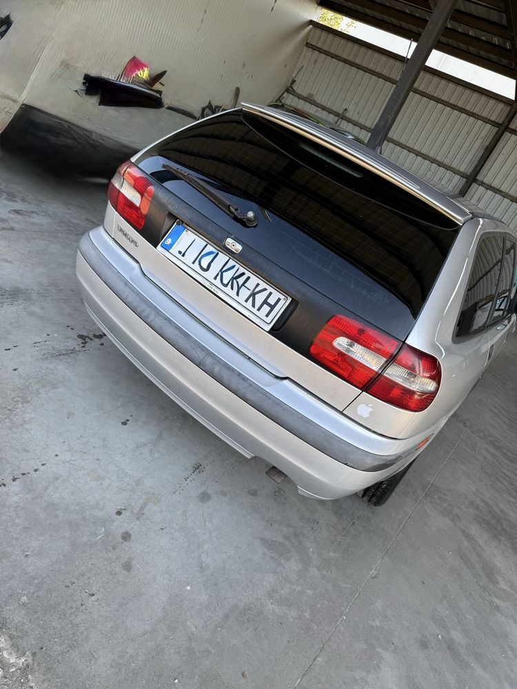 Volvo v40  1.9 tdi 115 c .2002 година , здрава ходова час и перфектел