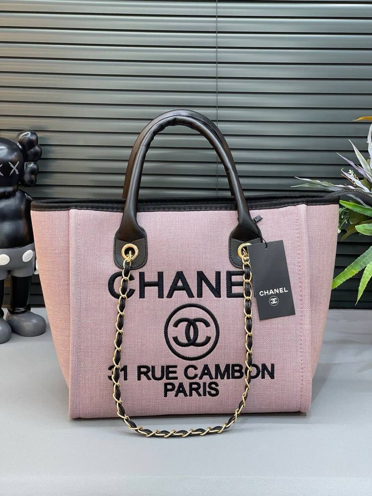Geanta Chanel Noua !!! Dimensiuni 40/28 !!!