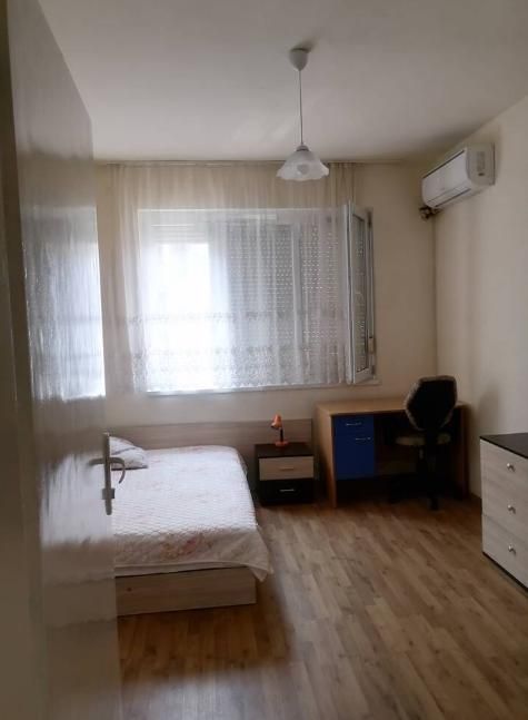 Дава се под наем Тристаен апартамент в Пловдив, Център - 90 кв.м за 500 € - Снимка #5