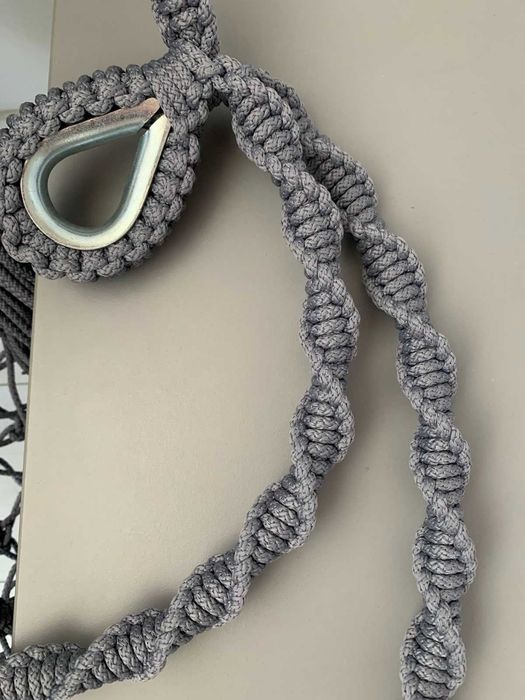 Leagăn, realizat în tehnica macrameului