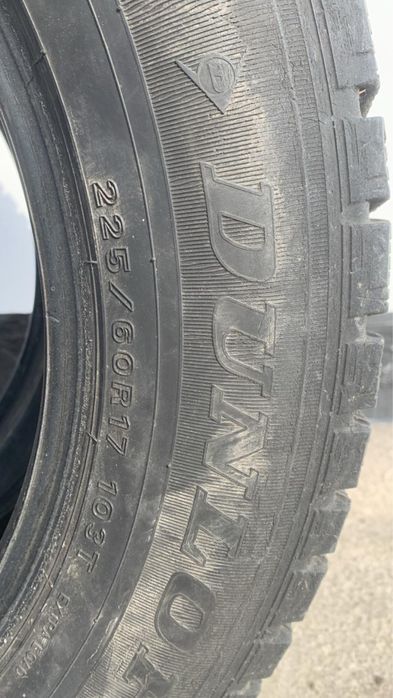 продаются Зимние шины