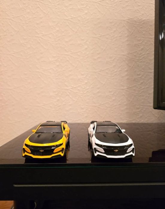 Продаются коллекционные машинки