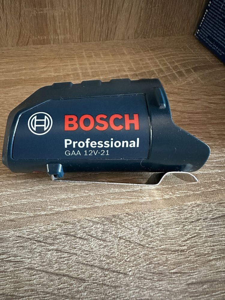 Адаптер USB зарядно Bosch GAA 12V-21