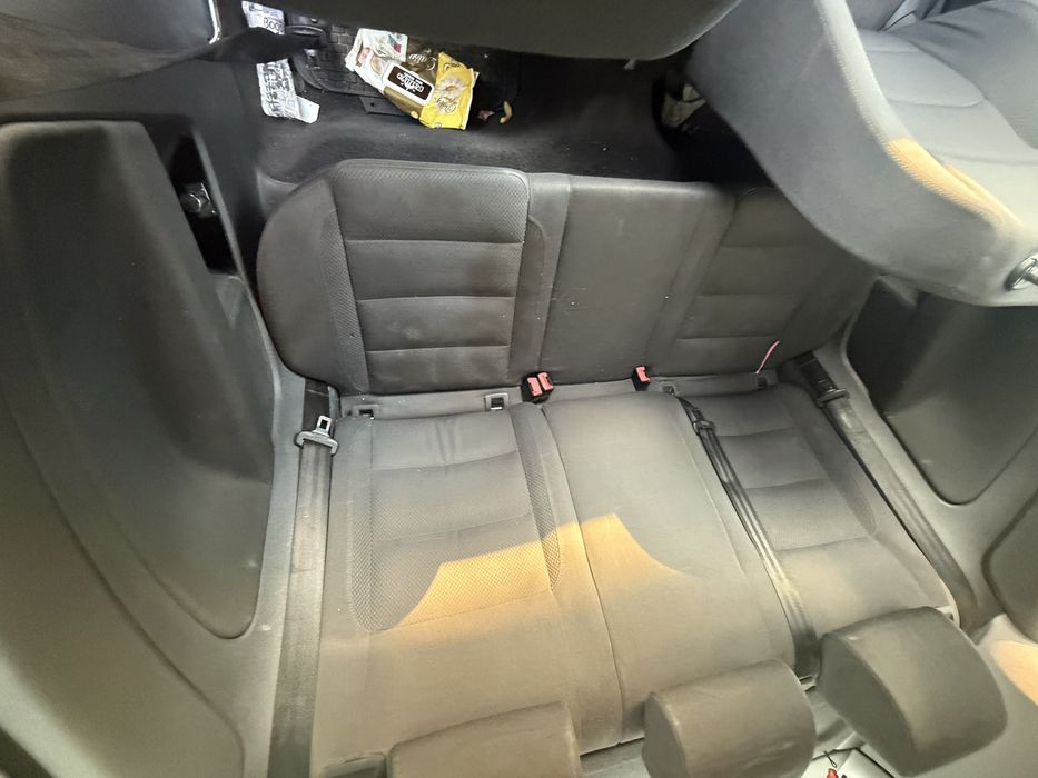 Volkswagen Golf 5  1.6 FSI - части