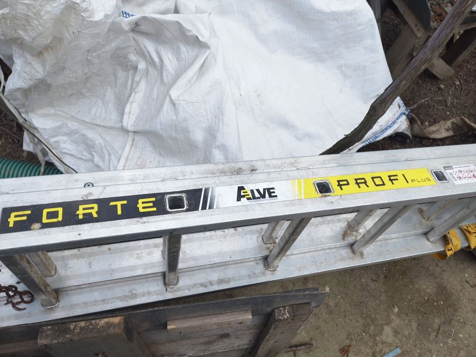 Vând scara aluminiu