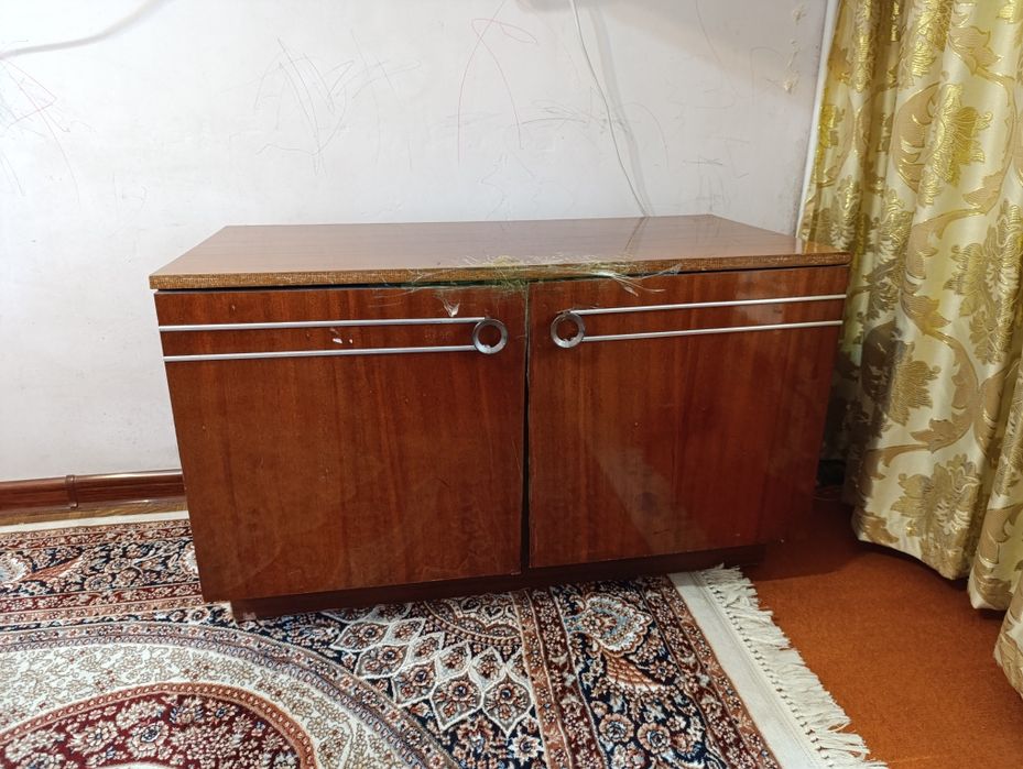 Продаётся Тумбочка