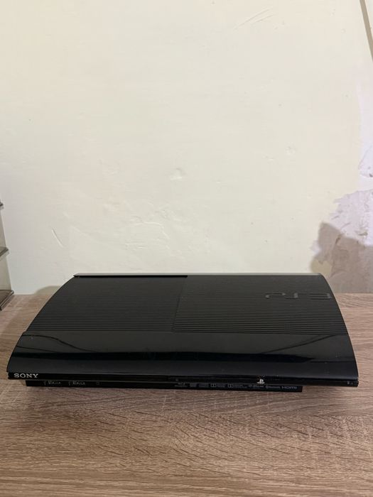PS3 Super Slim 320gb