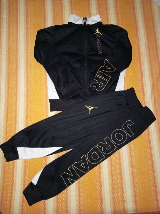 Trening NIKE HOLIDAY SHINE mărimea 92-98