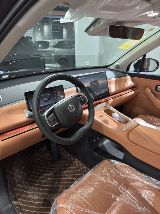 Leapmotr c16. 280 restayling Full