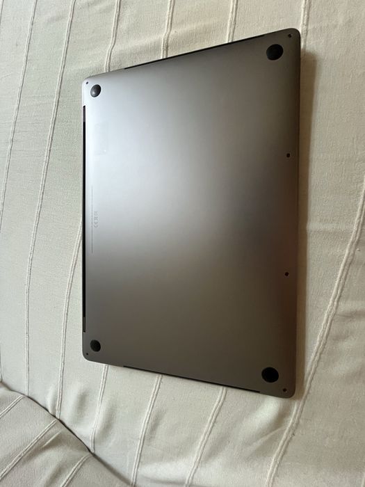 Macbook Pro -2018