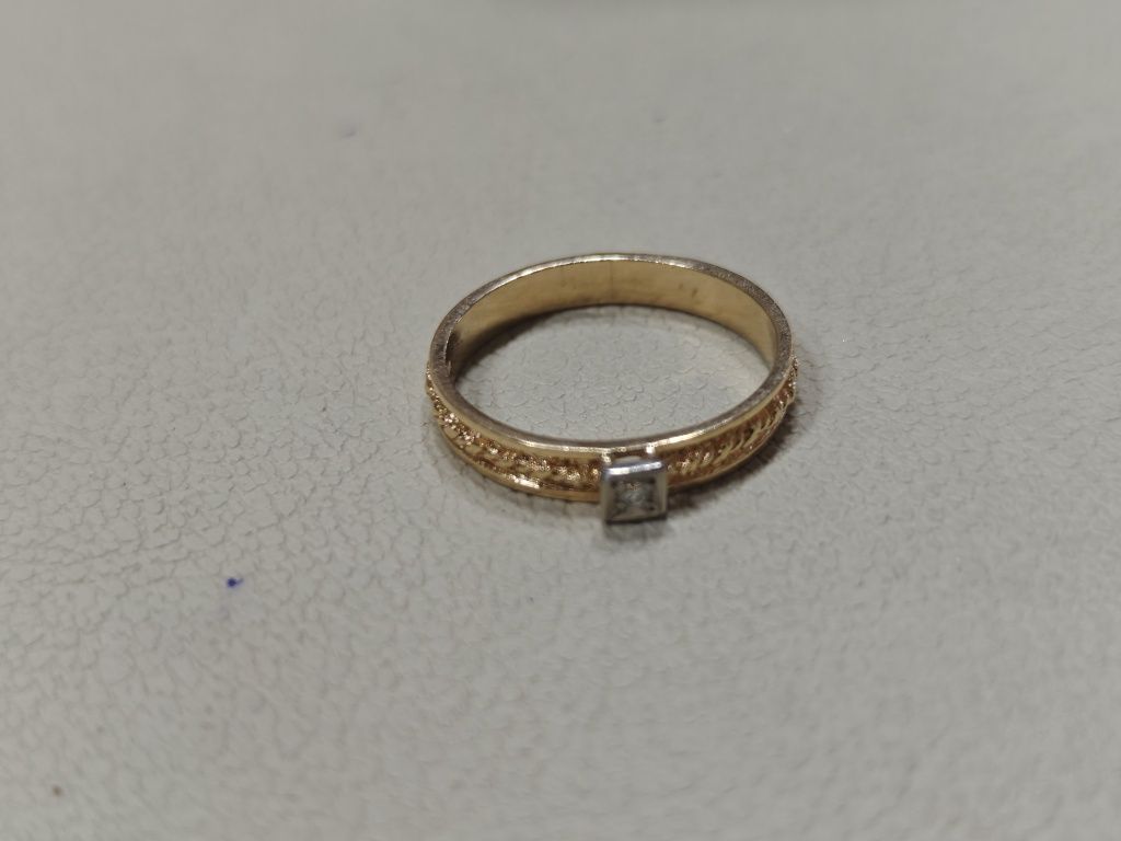 Inel aur 18k 2.33gr cu diamant 0.035ct (r)