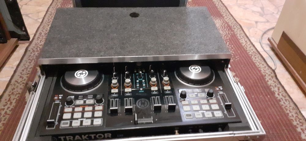 Traktor controler s4 MK2