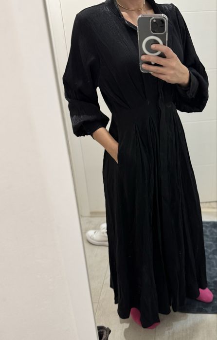 Черна рокля Reserved/ Резърв с джобове