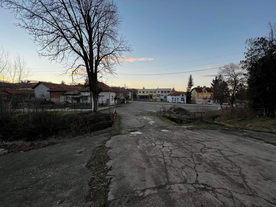 Продава се Къща в с. Осен, Област Враца - 250 кв.м за 66 €/кв.м - Снимка #5