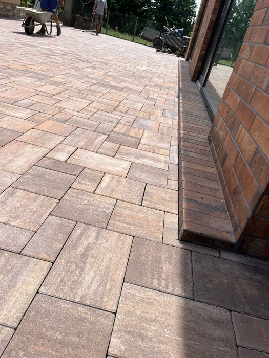 Amenajari curti cu pavaj