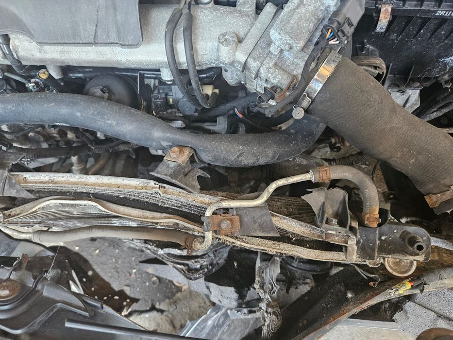 Kia, Ceed, 2010] – avariată frontal, motor funcțional